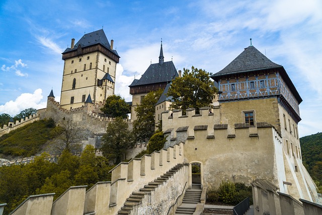 How Many Castles in Prague: Historical Landmarks 7 7. Unforgettable Views from Karlštejn Castle: Prague's Majestic Gothic Fortress