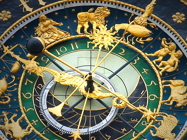 - Understanding the Inner Mechanisms: Delving into the Intricate Workings of the Astronomical Clock
