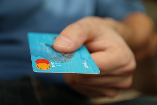 6. Credit Cards in Prague: Know When to Use Plastic and How to Avoid Surprises